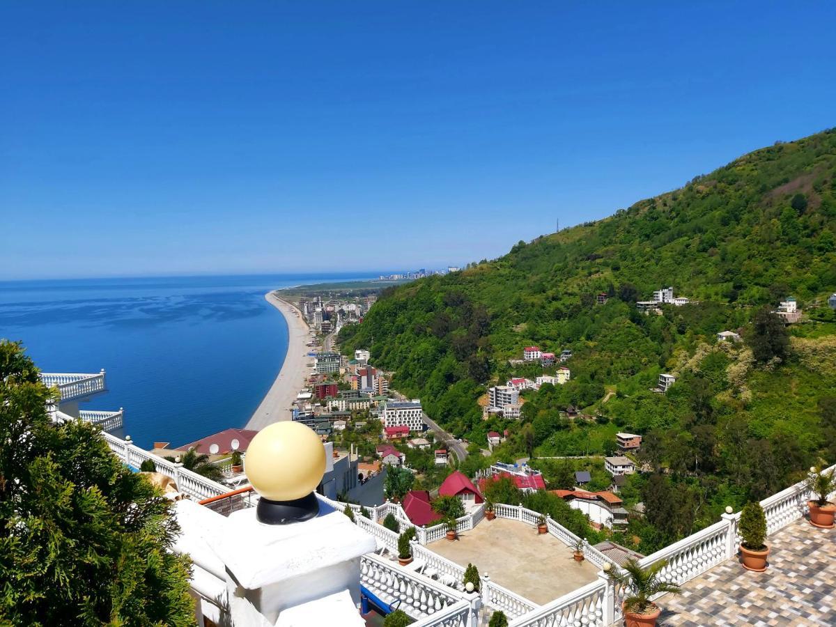 Hotel Zura Palace Kvariati Kültér fotó