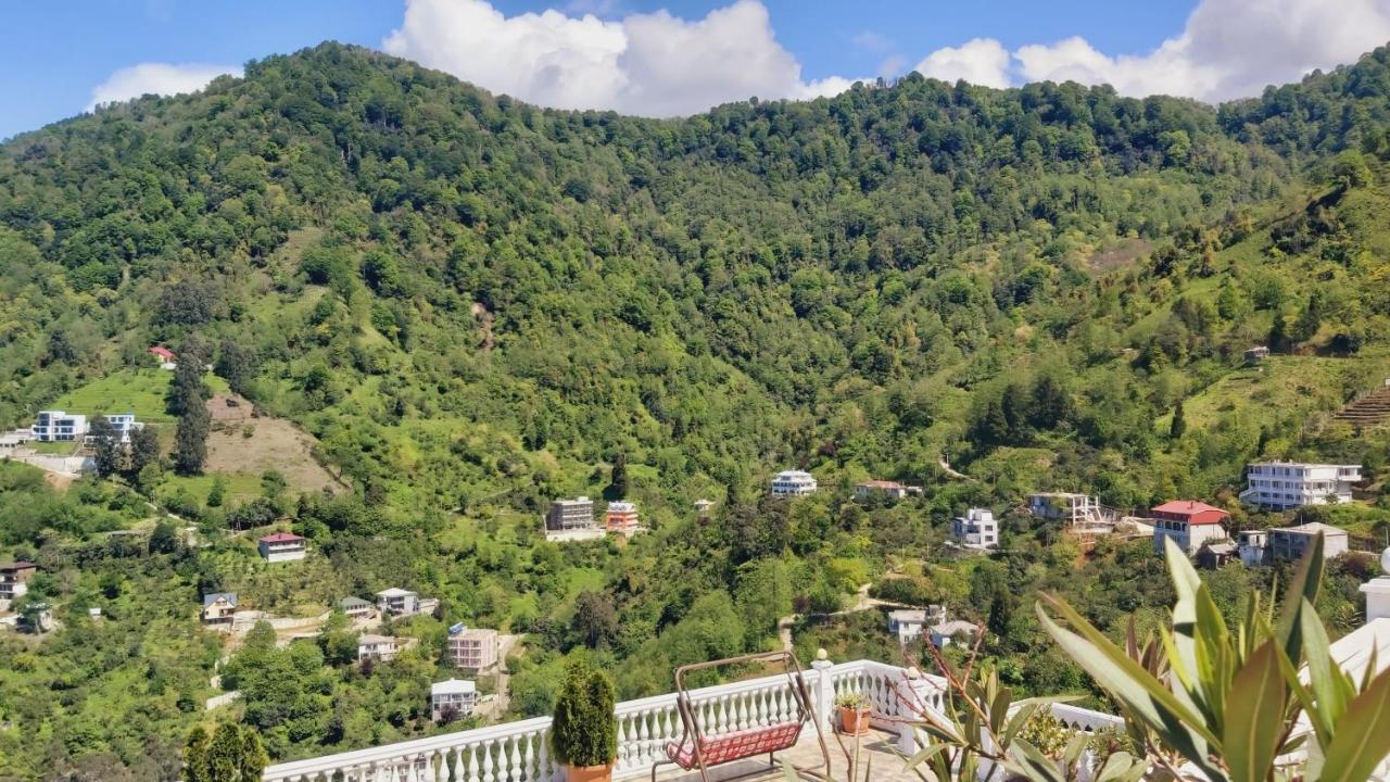 Hotel Zura Palace Kvariati Kültér fotó