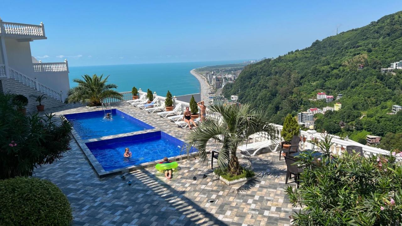 Hotel Zura Palace Kvariati Kültér fotó